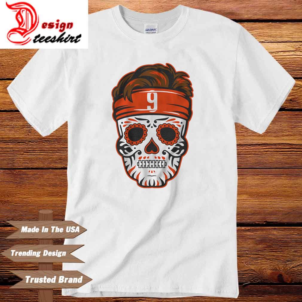 Joe Burrow Sugar Skull Player Football For The Cincinnati T-Shirt