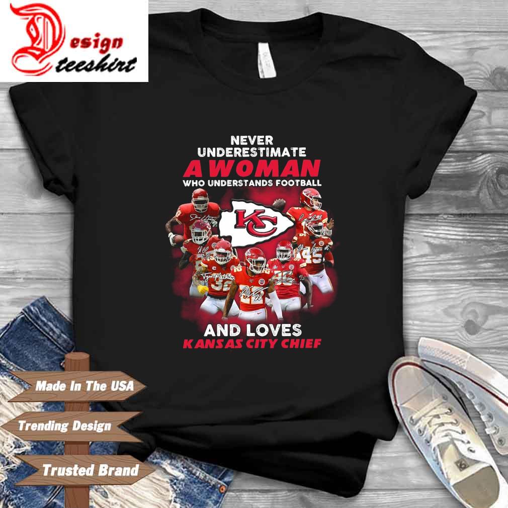 A Woman Who Understands Football Kansas City Chiefs Shirt, hoodie